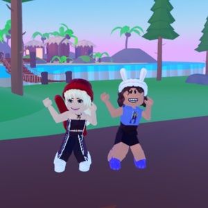 Meet your Posher, Adrianna